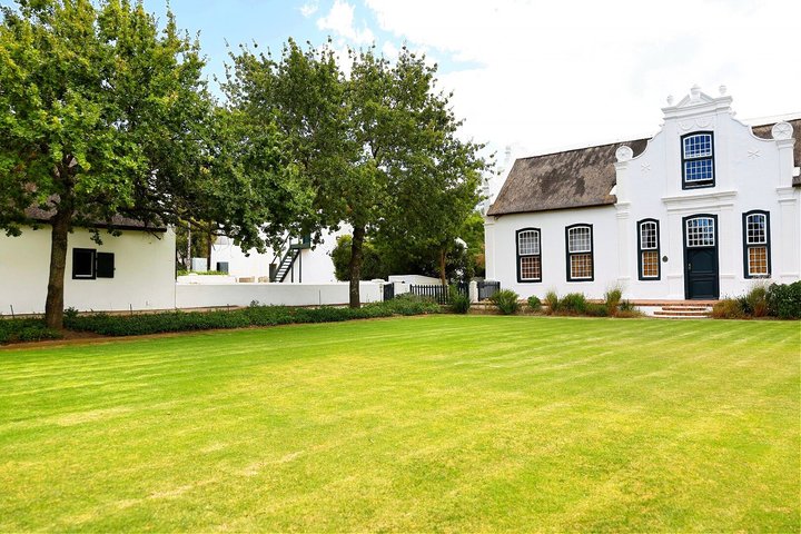 Full‑Day Stellenbosch and Franschhoek Wine Tour from Cape Town