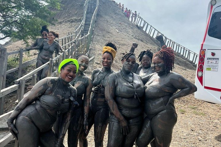 Private Mud Volcano Tour Cartagena with Transport