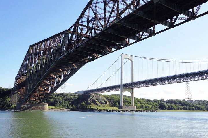 Quebec City Guided Sightseeing Cruise