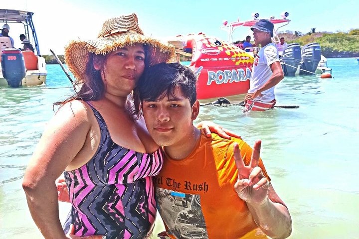4 Islands Tour Cartagena with Snorkel, Cholon & Lunch