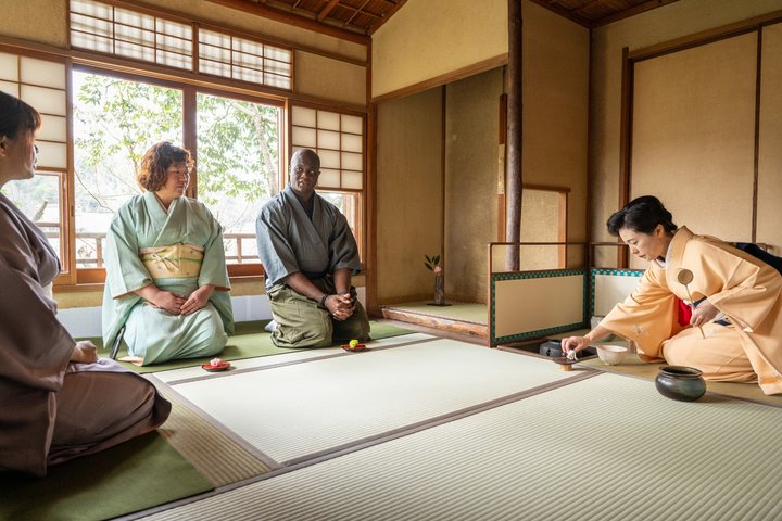 Uji Matcha Tasting & Tea Ceremony with Former Geiko + Uji Walk