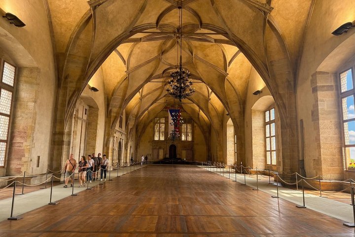 Prague Castle Tour Including Admission Ticket - 2.5 Hour