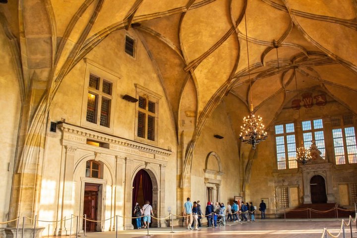 Prague Castle Tour Including Admission Ticket - 2.5 Hour