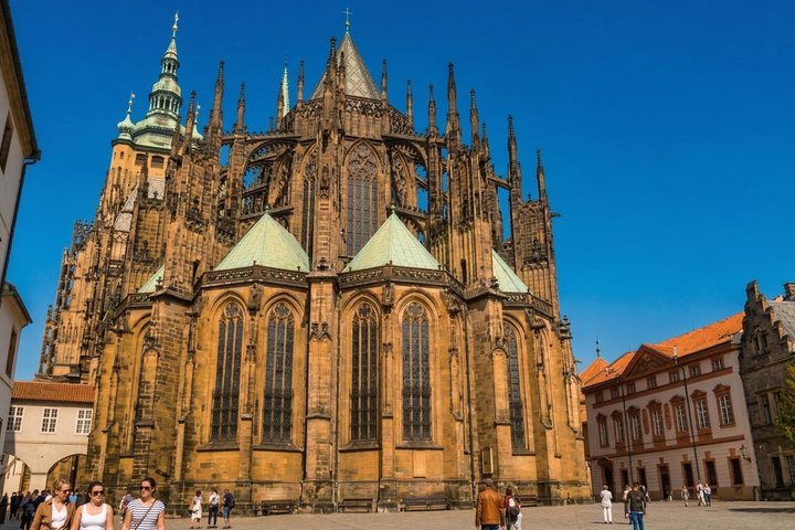 Prague Castle Tour Including Admission Ticket - 2.5 Hour