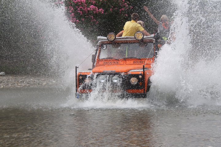 Marmaris Jeep Safari Tour With Waterfall and Water Fights