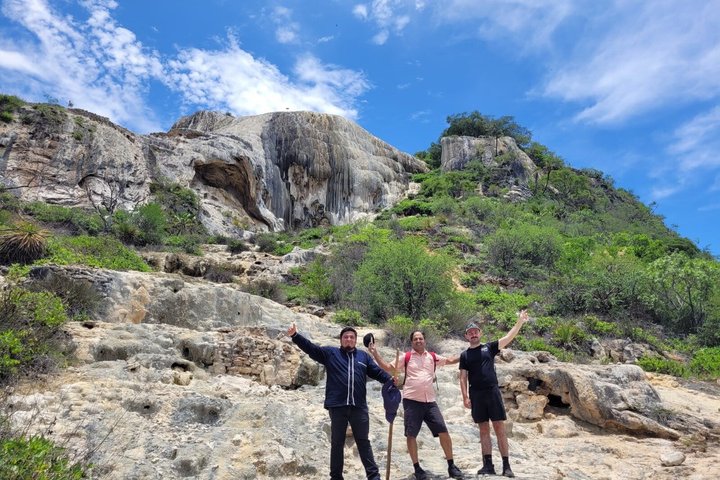 Hierve el Agua 2.5 hours, Mitla, Tule, Rugs and Mezcal for a Day