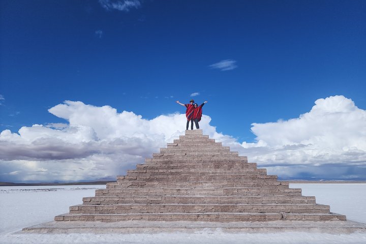5-Day Uyuni Salt Flats & Colored Lagoons from La Paz