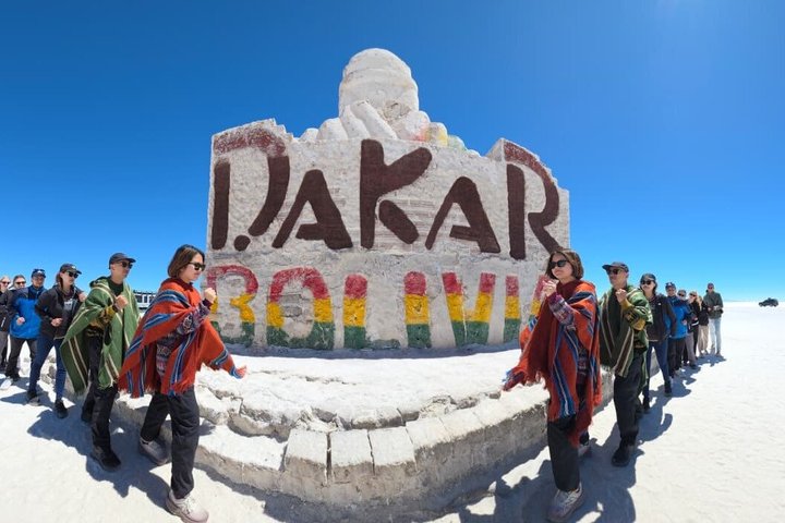 5-Day Uyuni Salt Flats & Colored Lagoons from La Paz