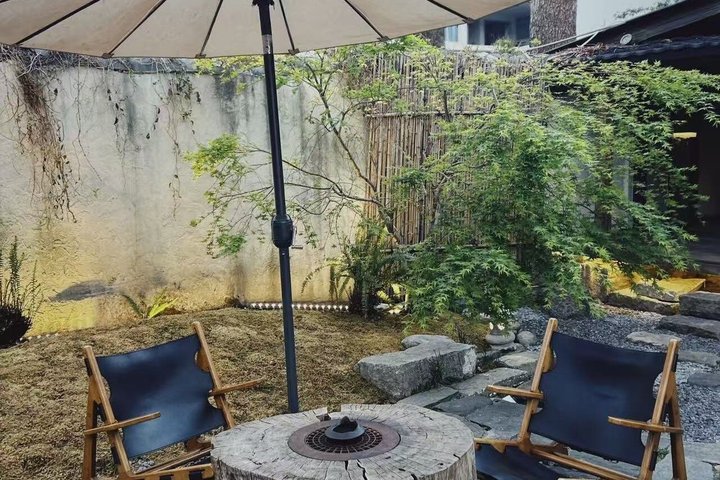 Cangshan Mountain hike and organic homemade dinner