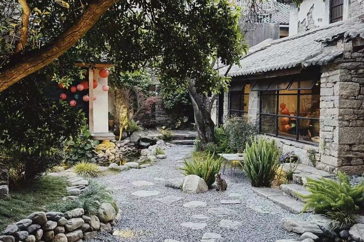 Cangshan Mountain hike and organic homemade dinner