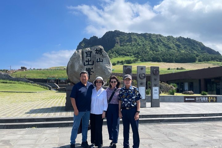 Jeju Customized Private Car Tour