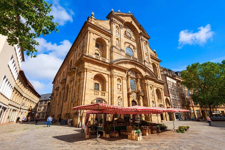 Hello Bamberg: Private 2-Hour Intro City Walk with Local Guide