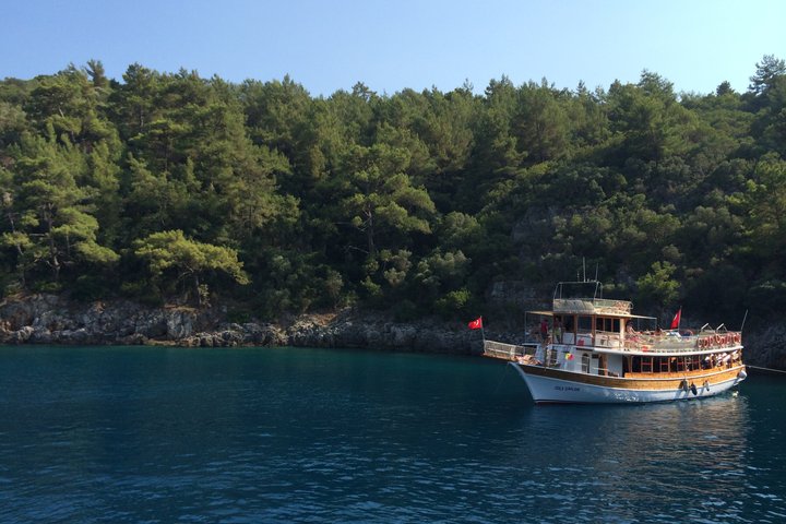 Marmaris All-Inclusive Boat Trip: Lunch & Unlimited Drinks