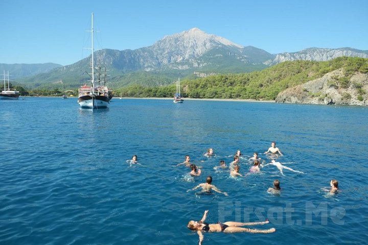 Marmaris All-Inclusive Boat Trip: Lunch & Unlimited Drinks