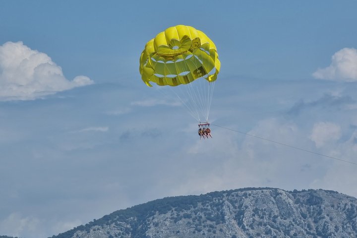 Sarıgerme Parasailing Flight