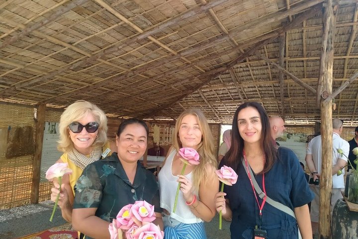 Siem Reap Lotus Silk Farm - Artisans Immersion