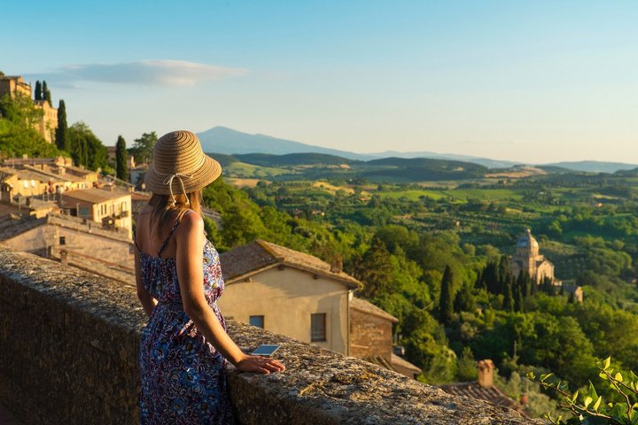 From Siena Best of Tuscany Wines and Lunch in Montepulciano