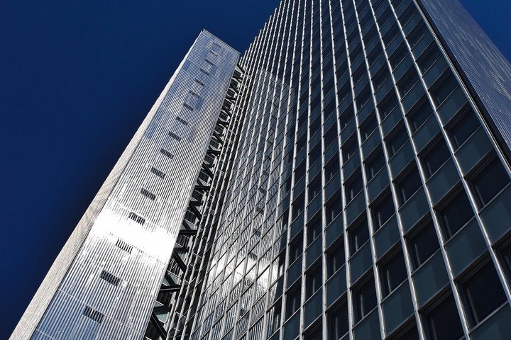 Explore Modern Dusseldorf-Iconic Architecture & Scenic Waterfront