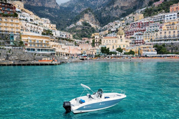 Private 40hp Boat Tour of the Amalfi Coast and Positano
