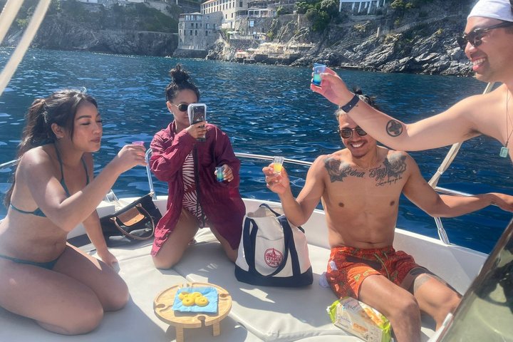 Private 40hp Boat Tour of the Amalfi Coast and Positano