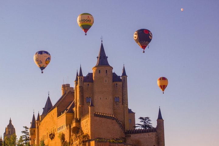 Exclusive Sunrise and Sunset Balloon Flights in Segovia