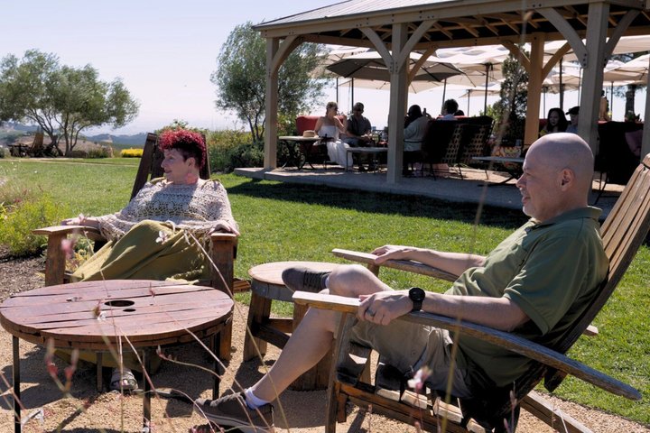Paso Robles 3-Winery Tour with Picnic Lunch and Tastings