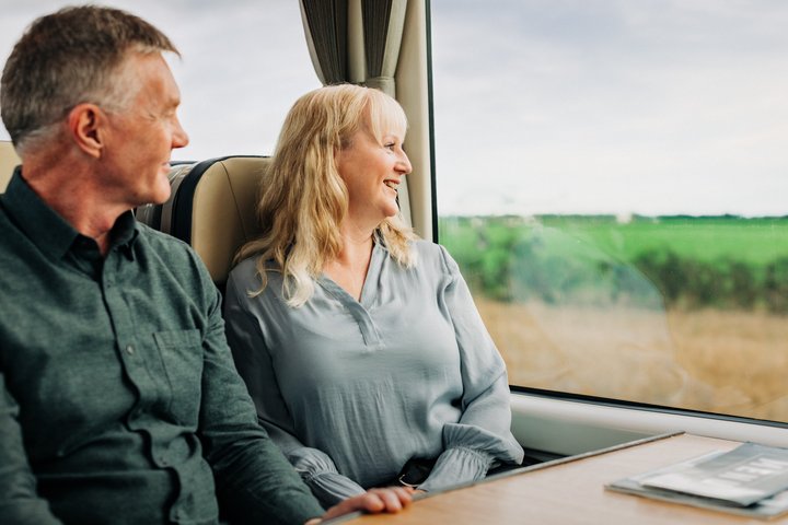 TranzAlpine Train & Small Group Tour to Arthurs Pass with Lunch