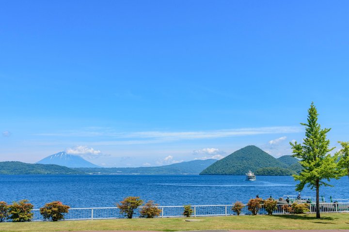 Noboribetsu, Lake Toya and Niseko Day Tour from Sapporo