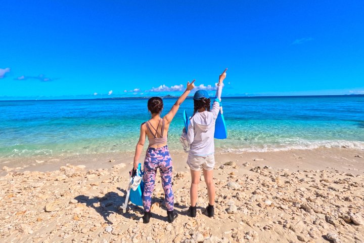 Explore Sesoko Island with Private Snorkeling Tour