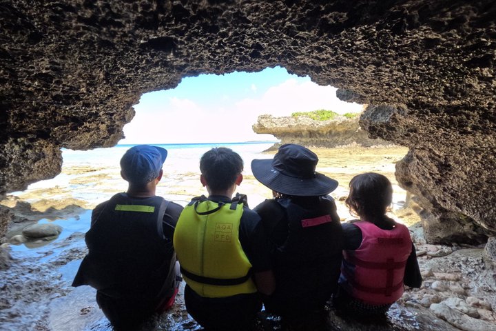Explore Sesoko Island with Private Snorkeling Tour