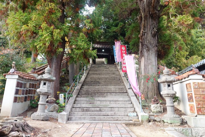 Bizen Pottery Walking Tour in Imbe from Okayama