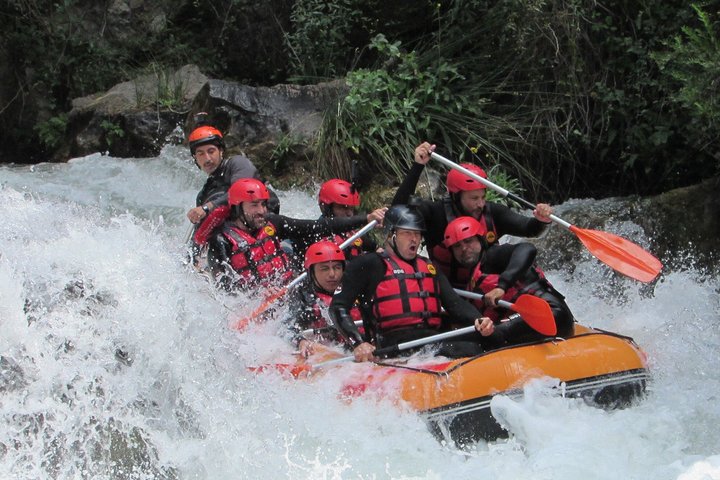 From Valencia: Montanejos Thermal Pools + Hiking, Rafting, Kayak