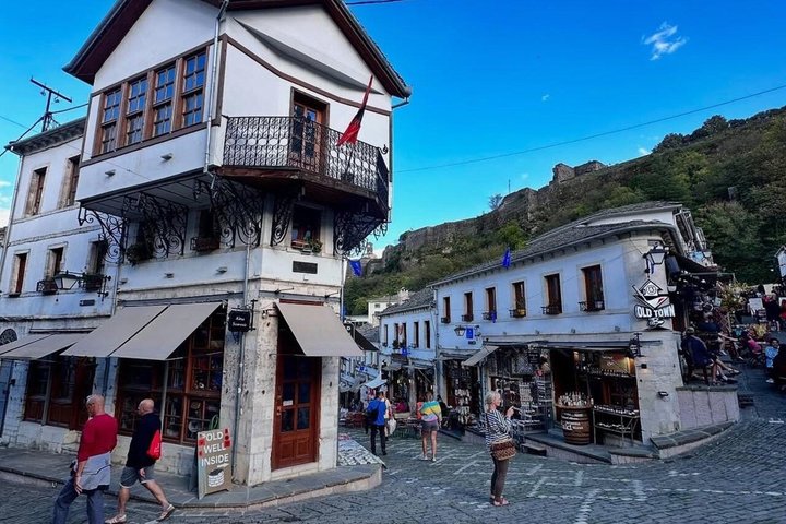 Blue Eye and Gjirokaster, Half Day Tour with Food & Drinks