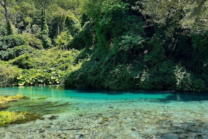 Blue Eye and Gjirokaster, Half Day Tour with Food & Drinks