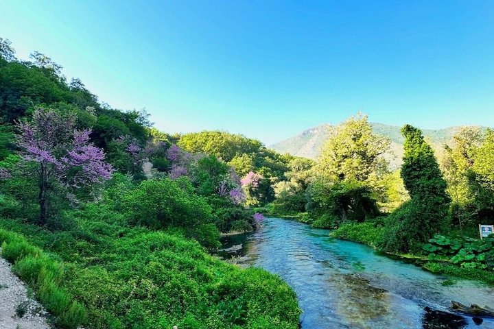 Blue Eye and Gjirokaster, Half Day Tour with Food & Drinks