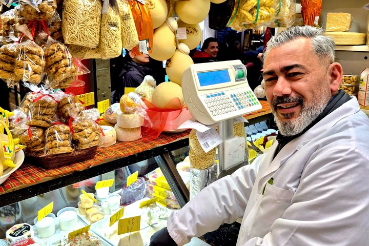 Padua Food Tour Market to Osteria, 10+ Tasters, Wine, Local Guide