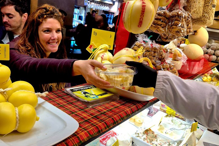 Padua Food Tour Market to Osteria, 10+ Tasters, Wine, Local Guide