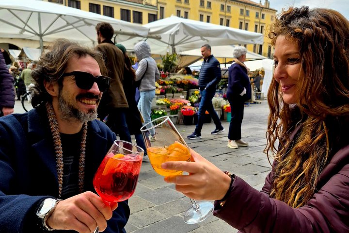 Padua Food Tour Market to Osteria, 10+ Tasters, Wine, Local Guide