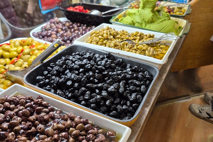 Padua Food Tour Market to Osteria, 10+ Tasters, Wine, Local Guide