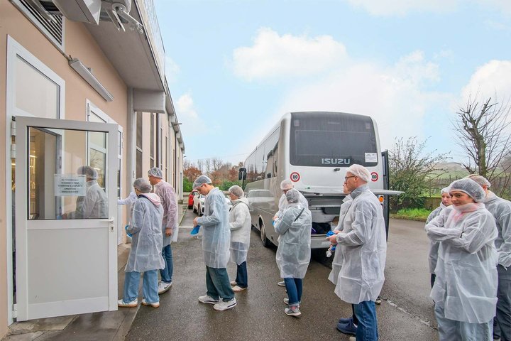 Bologna Food Experience: Factory tours & Lunch By Italian Days