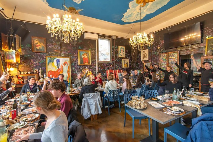 Bologna Food Experience: Factory tours & Lunch By Italian Days