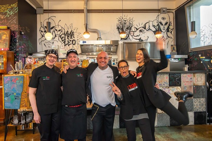 Bologna Food Experience: Factory tours & Lunch By Italian Days