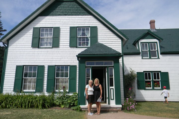 Anne of Green Gables and PEI North Shore Bus Tour