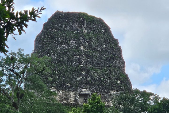 Tikal Sunset Tour from Flores