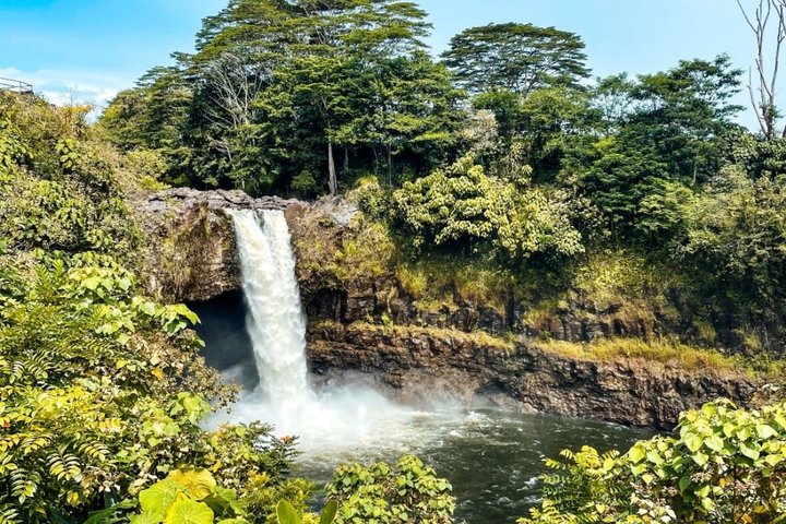 Akaka Falls Tour - Volcanoes National Park and Hilo Discovery