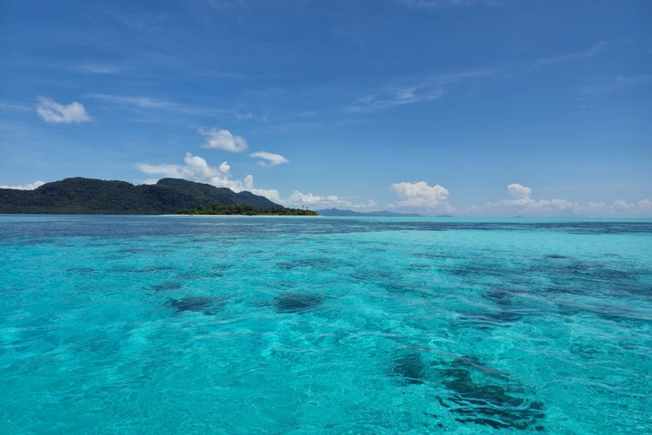 Snorkeling Day Trip Semporna: 3 Locations