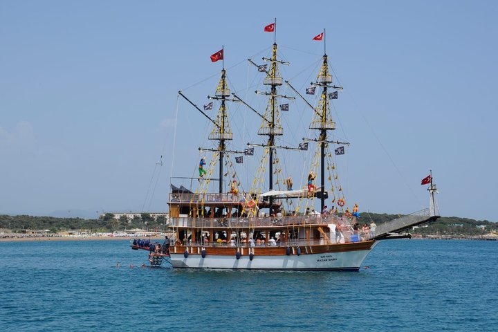 Side Dolphin Island Boat Trip With Lunch And Soft Drinks