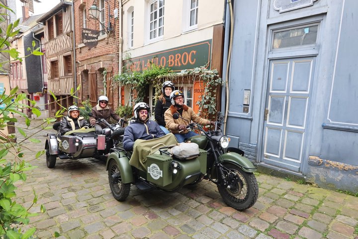 Visit Honfleur by sidecar: 1.5 to 3.5 hour tour along the coast