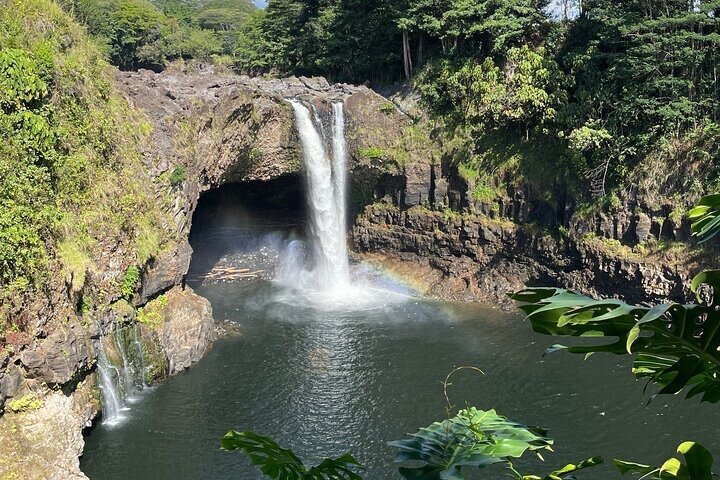 Hilo Shore Excursion: Visit Volcano, Waterfall, Beach with Lunch