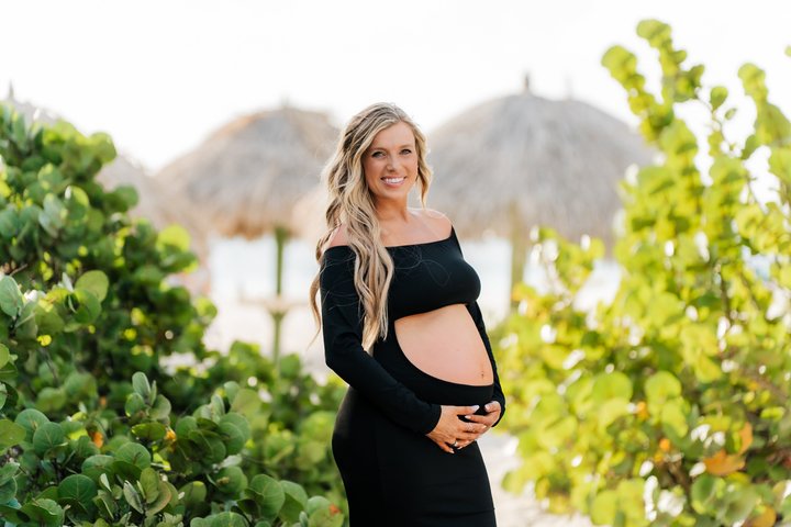 Private Vacation Photoshoot with Photographer Georgetown Bahamas